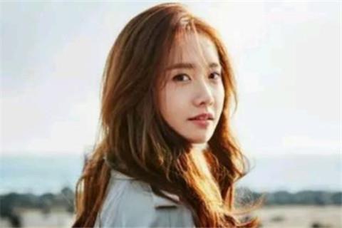 怎么挽回内向的女生