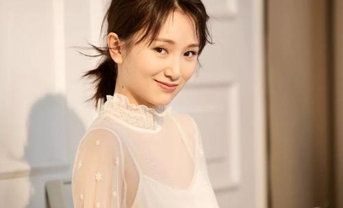 鲁佳妮个人资料