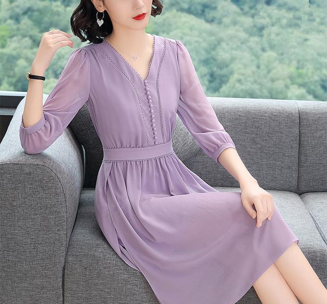 万万没想到！是最美的秋裙，典雅又减龄真美，70后见了都想买