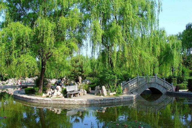 广东最“富裕”和“最穷”的两个城市