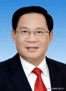 新总理(新任总理为何受到追捧?)