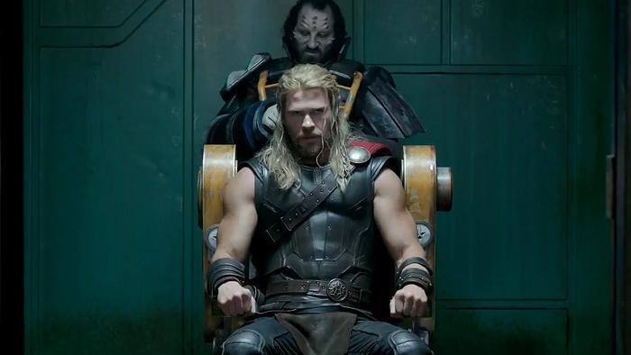 他是雷神最亲的人，不仅坑惨雷神还坑死自己，成为漫威最大猪队友