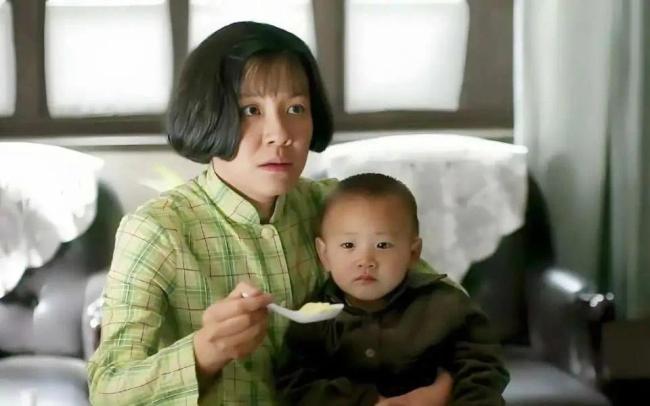 她本是豪门阔太 被导演喊来临时救场 却意外走红