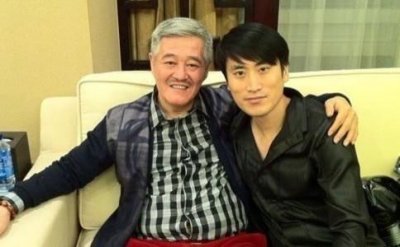 ​他是赵本山最有钱弟子，身家亿万“富二代”，拍戏只是“玩玩”