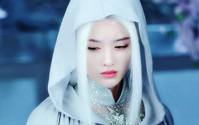 四千年美女鞠婧祎，她最满意的一组图片，最后一张婚纱照美翻