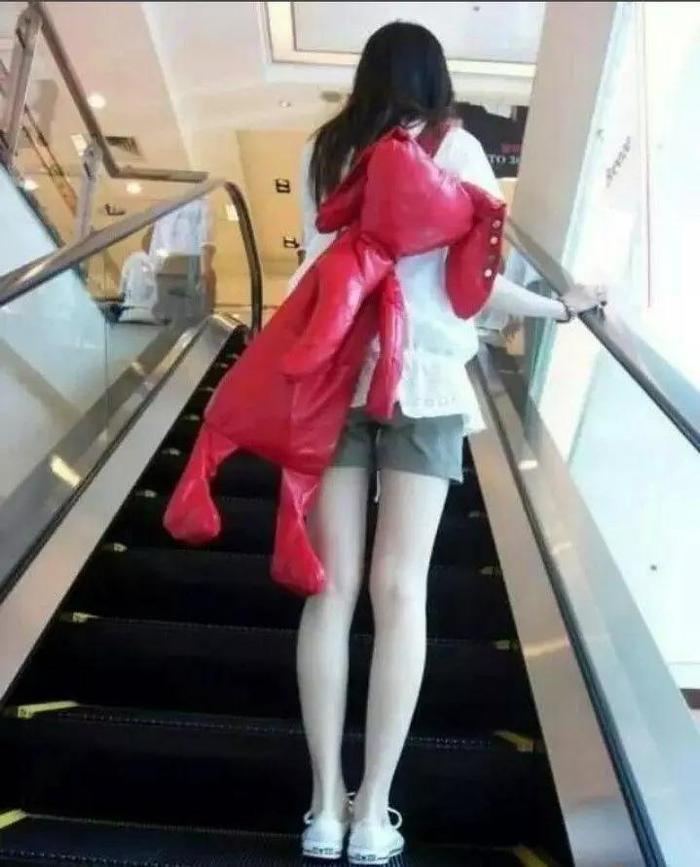 胆小慎入!七张最“诡异的灵异”的照片,最后一张看懂才“恐怖”!