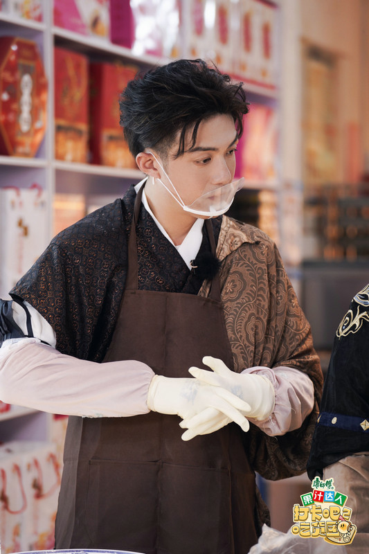 《打卡吧!吃货团》打卡古都洛阳 体验盛唐文化