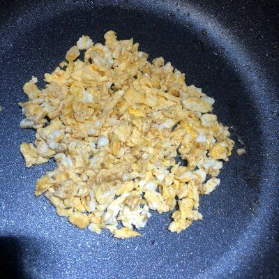 干虾仁怎么做好吃(迷倒全家的虾仁腊肠炒饭)