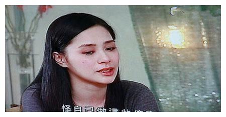 “眼罩门”中最让人羡慕的女星，如今和老公恩爱如初