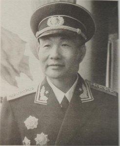 ​第四野战军: “四大兵团”的司令员都是谁? 谁军衔最高?