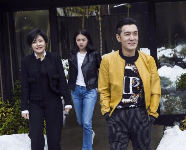 难过!非常6+1主持人李咏于凌晨五点二十分去世,享年50岁