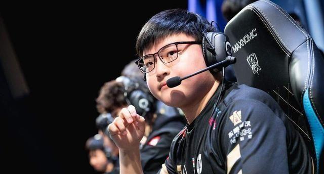 Uzi韩服战绩惨不忍睹,EZ胜率低到吓人,又遇到了演员?