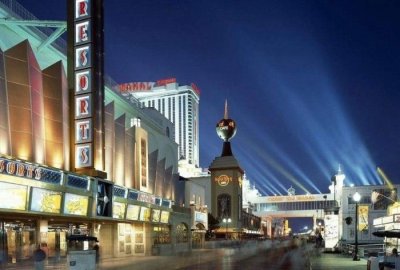 ​美国最“疯狂”赌城,曾经风光无限好,如今濒临“破产”地步!!