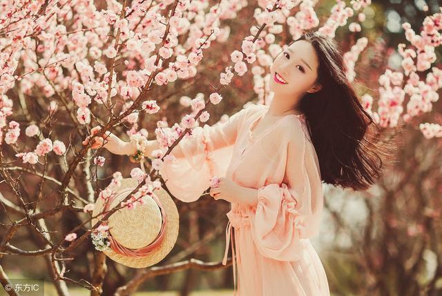 仓央嘉措最美的10段诗（值得珍藏）