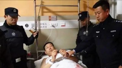 ​“西安最牛村支书”涉黑受审，曾率众阻拦围殴执法警察