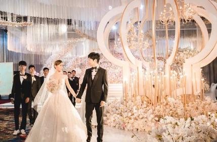 苏可杨洋大婚现场图(苏可是谁的妻子)