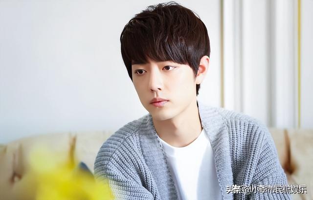 肖战和工作室有什么关系(肖战的工作室为什么叫仲夏之月)(2)