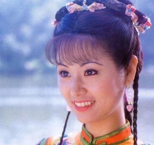 演过紫薇的4位女明星,第一位经典,第四位被吐槽像男人