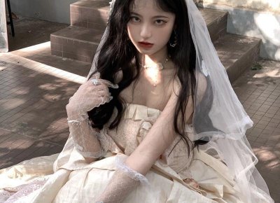 ​女人一天到晚炫耀自己漂亮