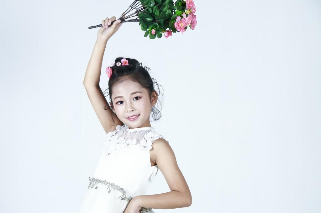 曹颖的祖籍是哪里(童星曹颖资料介绍)