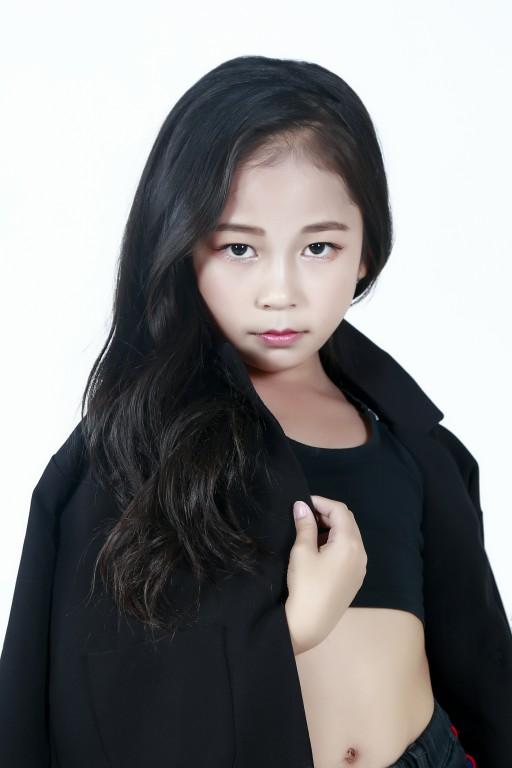 曹颖的祖籍是哪里(童星曹颖资料介绍)