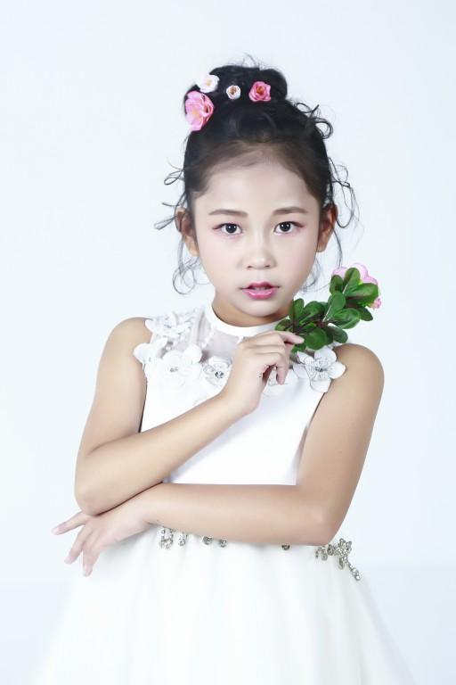 曹颖的祖籍是哪里(童星曹颖资料介绍)