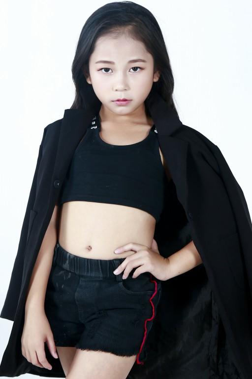 曹颖的祖籍是哪里(童星曹颖资料介绍)