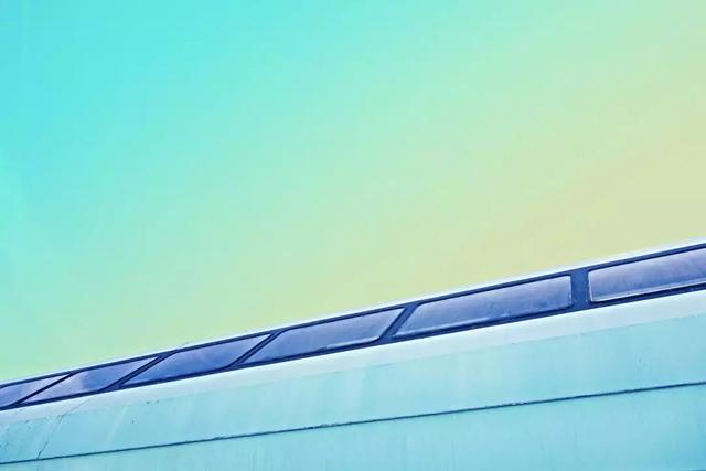 梦见自己从高处摔下有什么预兆(梦见自己从高空坠落)(4)