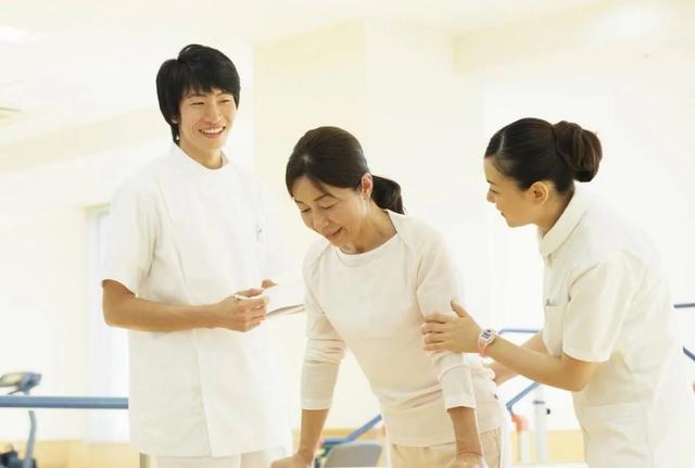 报考康复理疗师需要什么条件(什么是康复理疗师)(2)