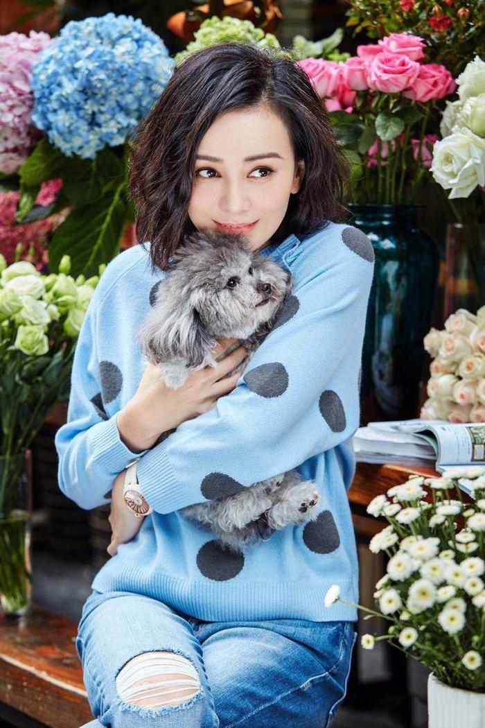 “毒舌”雪姨登上“男人装”,演技超群无话可说,原来身材也不差