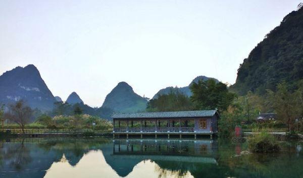 西南三大名泉之一的鹅泉,也是亚洲第一大跨国瀑布的源头!