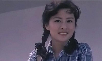 ​赵娜在《何处不风流》中