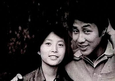 ​陈道明：娶央视主持人恩爱41年，和妻子互相成就，女儿成他的骄傲