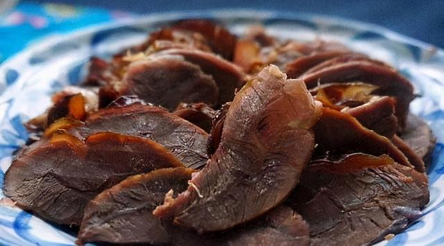 高压锅酱牛肉的做法(30年秘制酱牛肉的做法)(9)