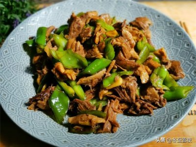 猪扇子骨是哪个部位(一文了解猪扇骨的具体部位)