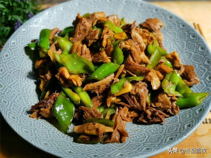 猪扇子骨是哪个部位(一文了解猪扇骨的具体部位)