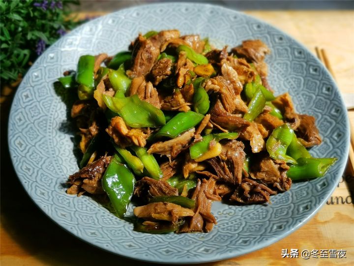 猪扇子骨是哪个部位(一文了解猪扇骨的具体部位)