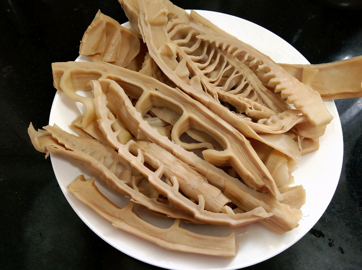 干笋子怎么泡发得最好(笋干正确泡发方法)