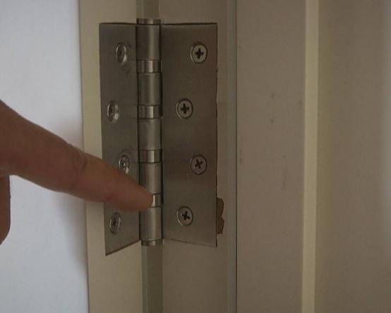 梦天木门售后质保（刚买两个月的梦天木门关不上）(1)