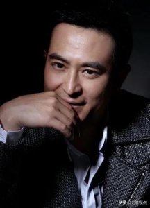 张嘉译两任妻子各有千秋,前任比现任美,现任比前任红