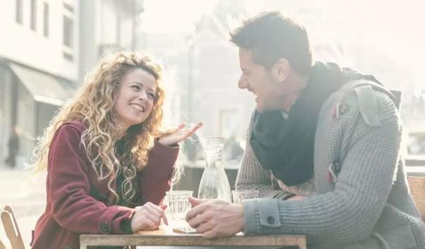 怎么安慰刚失恋的女生 女生刚失恋能追吗