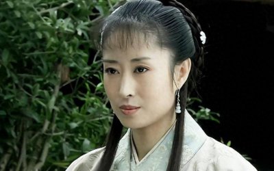 ​刘敏涛，意外成为演员，嫁地产富豪却独居7年，离婚10年过得怎样