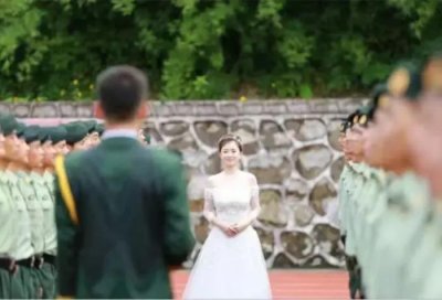 ​挽回情人最感人的情书，女孩写给兵哥哥的情书