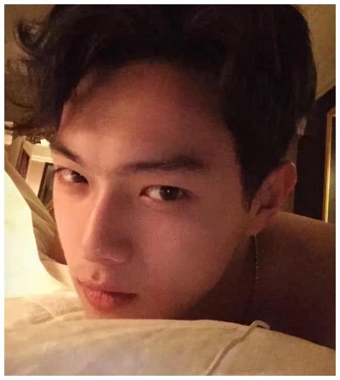 于正的每部剧里都有白鹿和许凯,看到白鹿素颜懂了