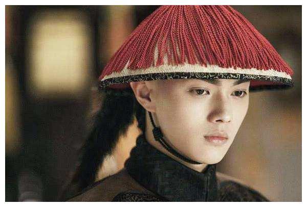 于正的每部剧里都有白鹿和许凯,看到白鹿素颜懂了