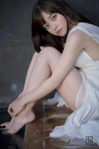 ​日娱“千年一遇美少女”最新写真曝光！25岁性感湿身造型太吸睛