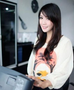 ​女孩子学什么专业好(现在女生学什么专业比较吃香)