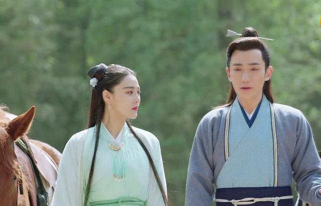 《花谢花飞花满天》花无谢本来不是亲生,从出生就被人偷换