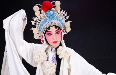 ​京剧名家杜近芳：身世凄苦，丈夫早逝，到如今仍然还是独身