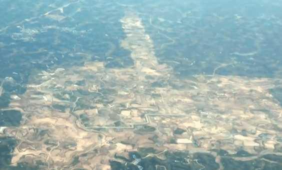 空中航拍成都新机场进展图, 面积堪比一个城市的大小!